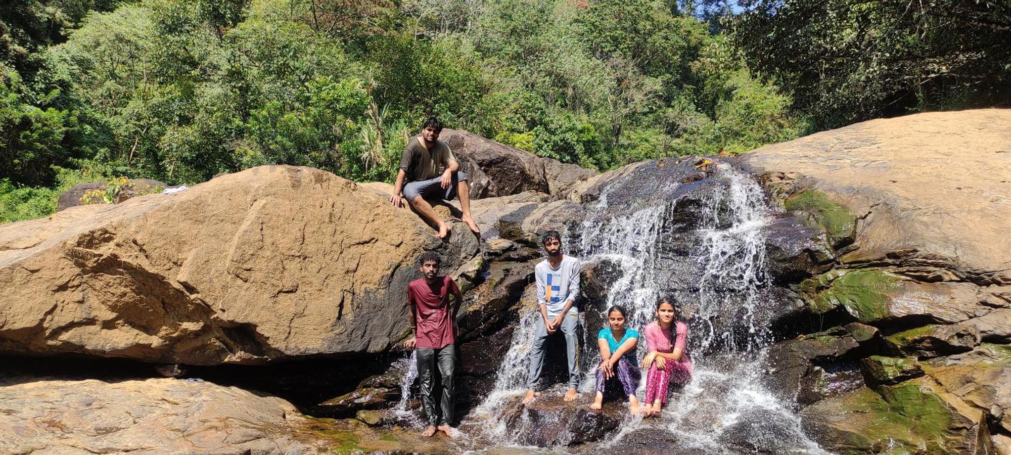 Munnar Village Homes ภายนอก รูปภาพ